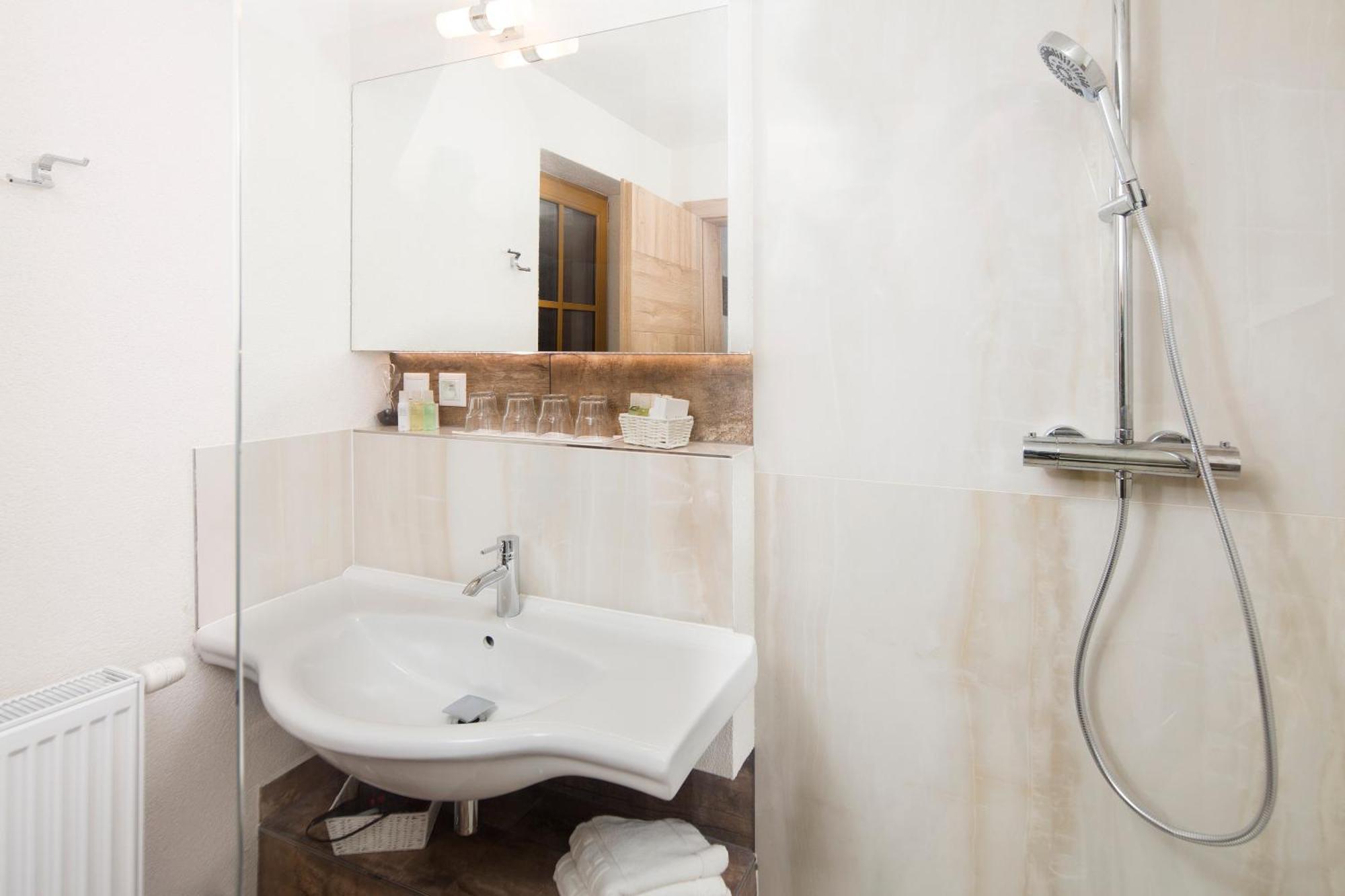 Rozpravkova Dedinka Villa Dolny Kubin Ngoại thất bức ảnh