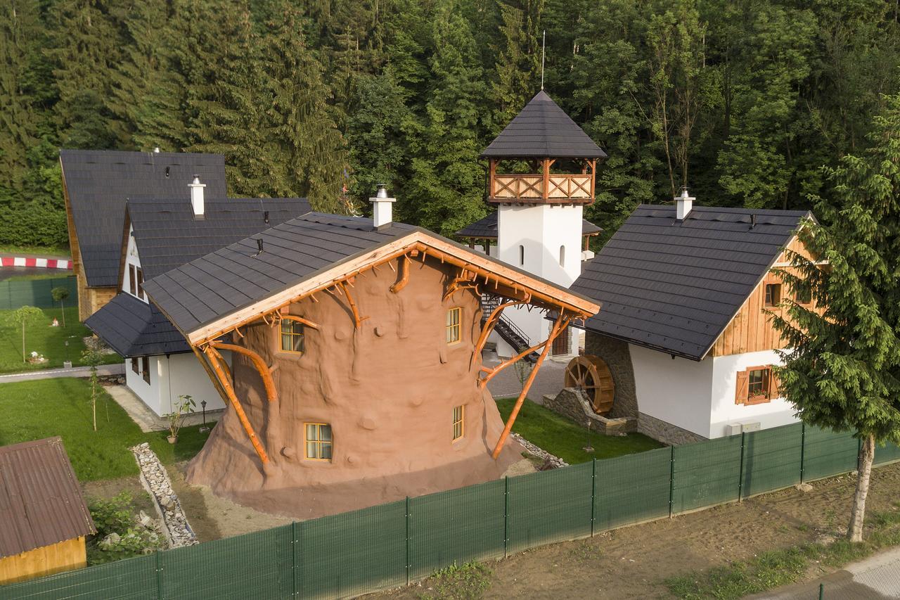 Rozpravkova Dedinka Villa Dolny Kubin Ngoại thất bức ảnh